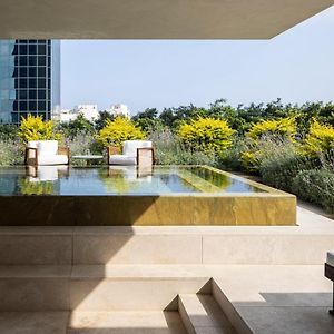 R48 Hotel And Garden