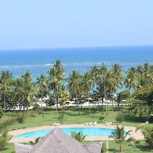 Golden Beach Resort A051